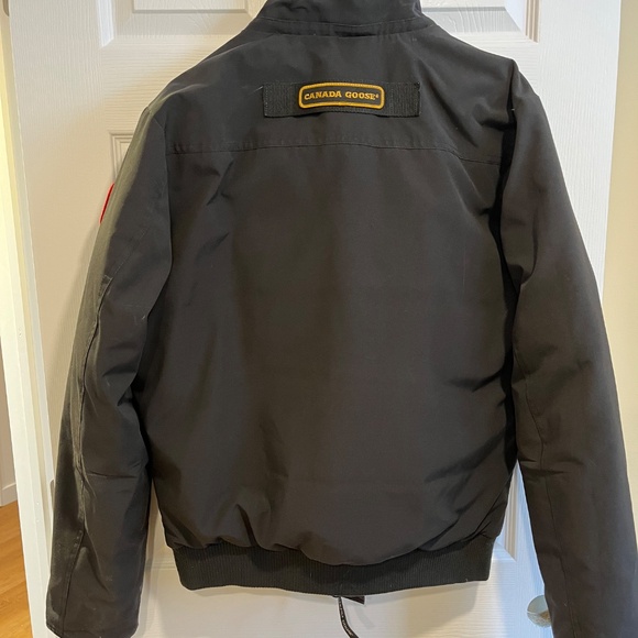 Canada Goose - Men’s Black Bomber Jacket - Picture 5 of 5